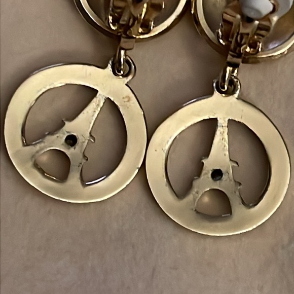 Preloveded Celine vintage Eiffel Tower clip on earrings excellent condition - Picture 5 of 5